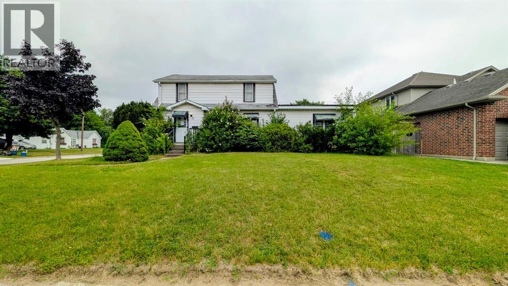 17 ALBERT STREET, Point Edward