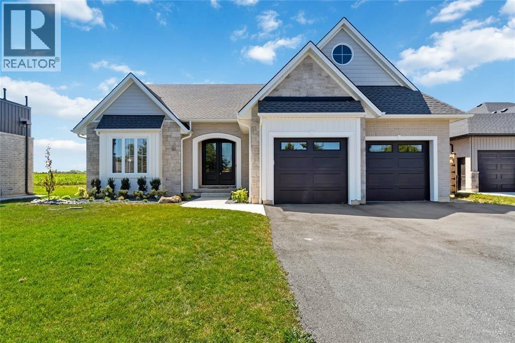 3613 Queen STREET, Plympton-Wyoming