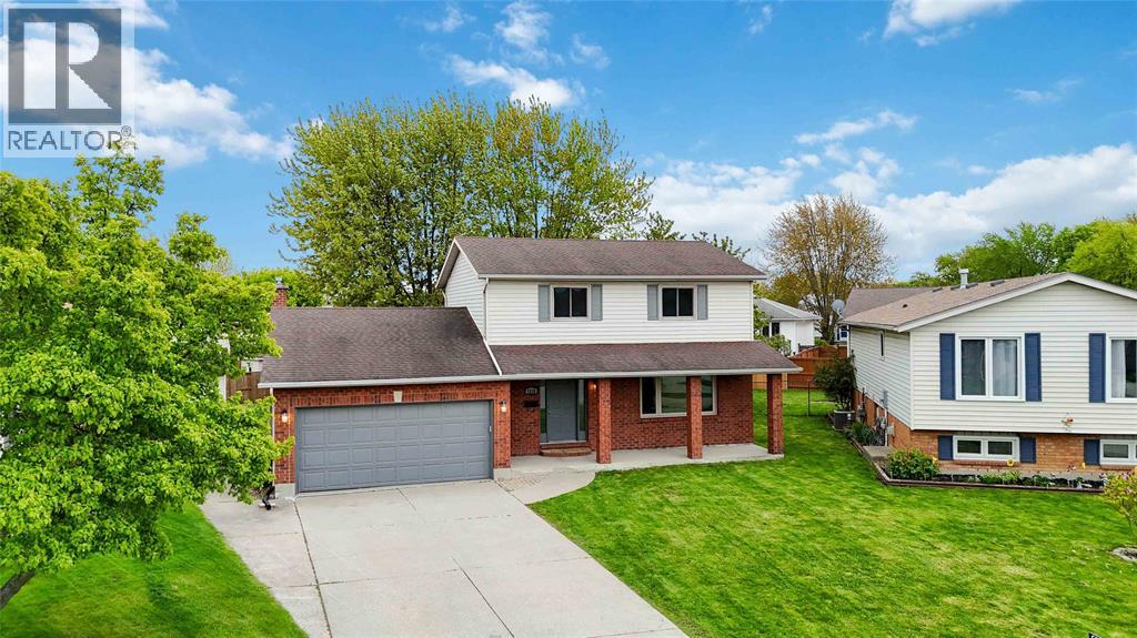 1516 HENLEY CRESCENT, Sarnia