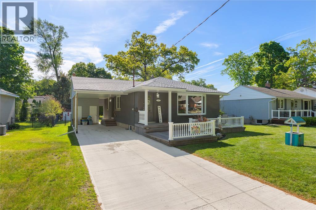 1272 CORAL WAY, Sarnia