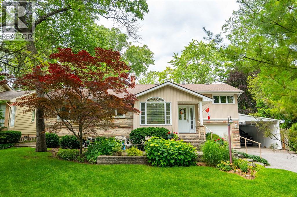 1030 EDGEWATER COURT, Sarnia