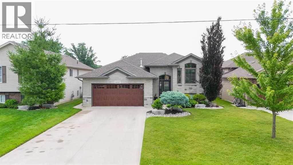 442 Colborne STREET, St Clair