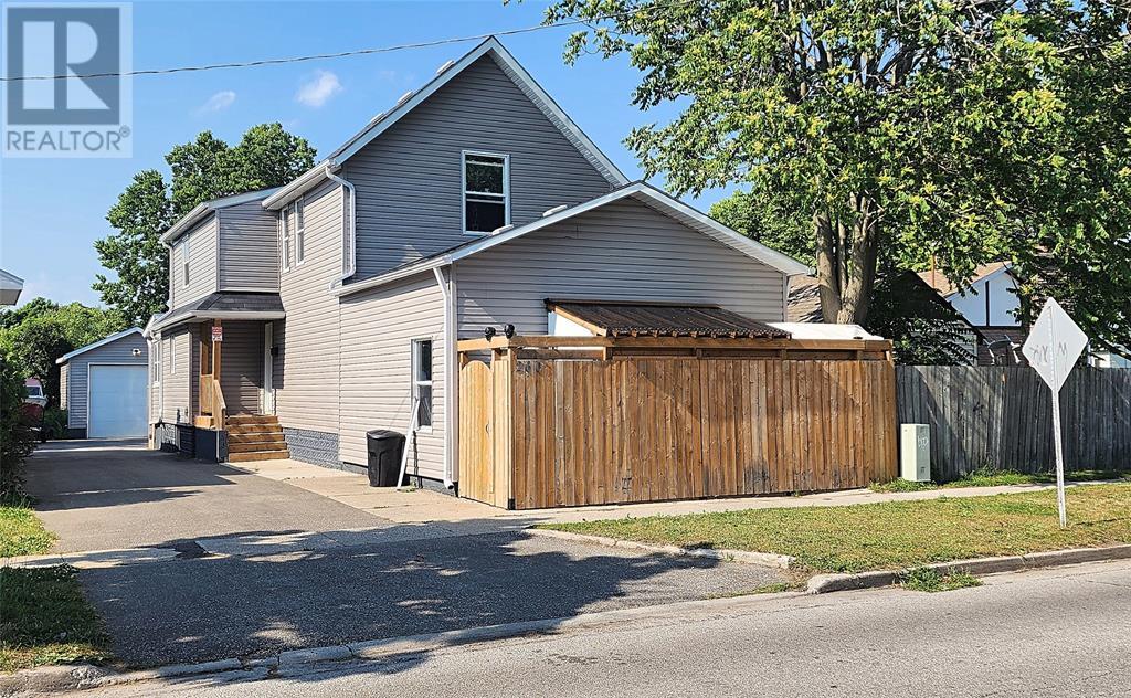 260 MAXWELL STREET, Sarnia