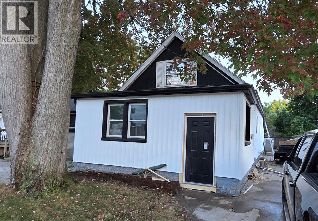 7 FORBES STREET, London