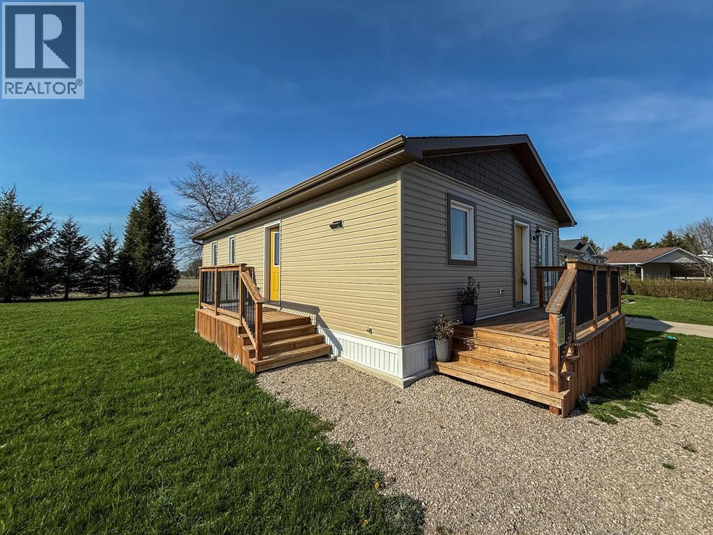 2761 OIL HERITAGE ROAD UnitNo. 25, Oil Springs