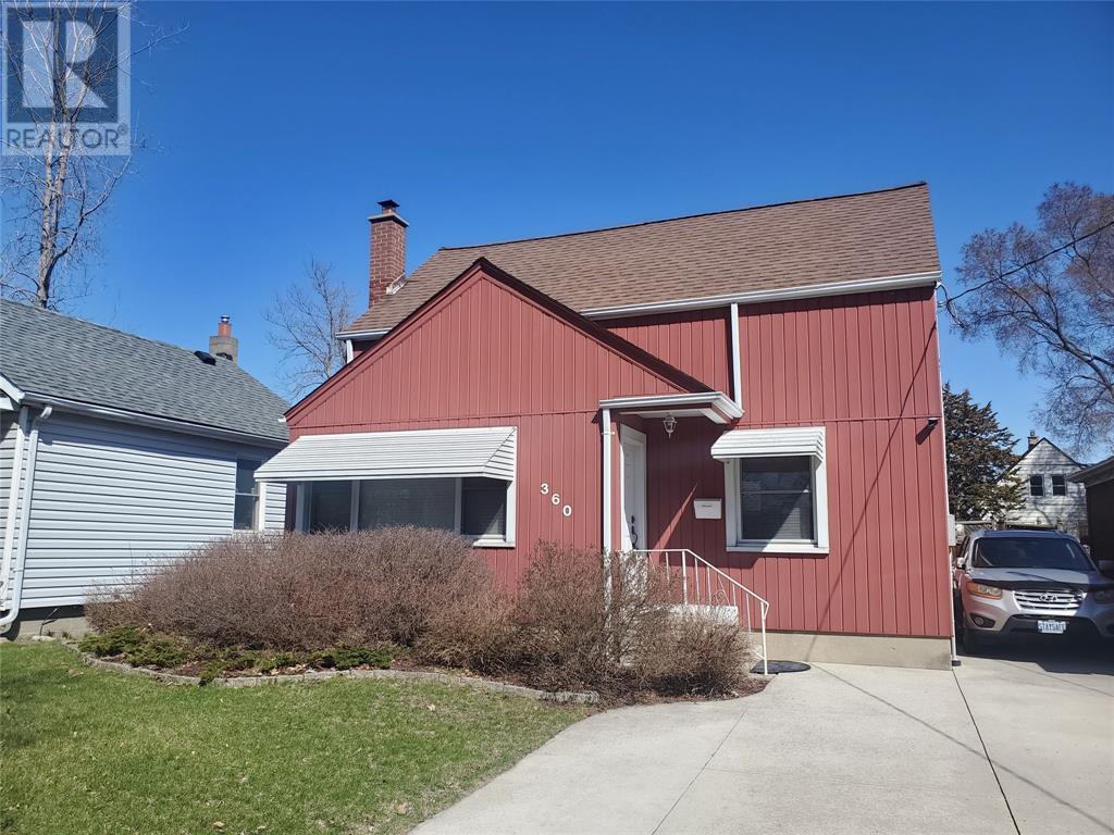 360 EAST STREET North, Sarnia