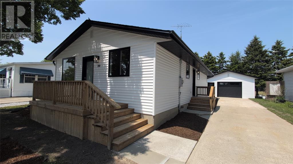 2761 OIL HERITAGE ROAD UnitNo. 20, Oil Springs