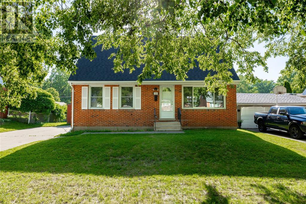 1329 KIM STREET, Sarnia