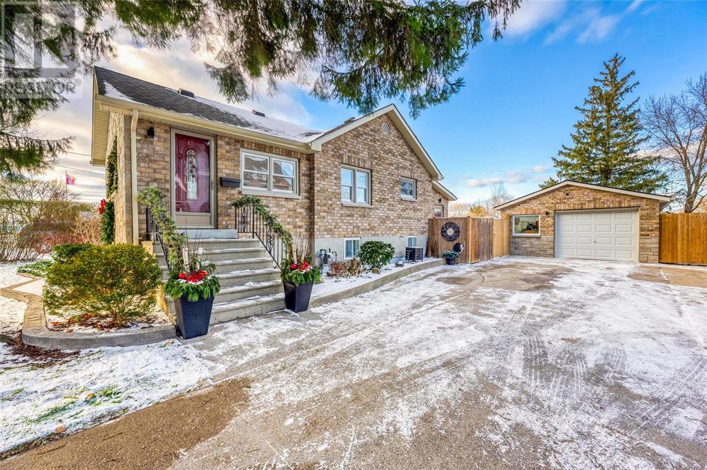 736 DEVINE STREET, Sarnia