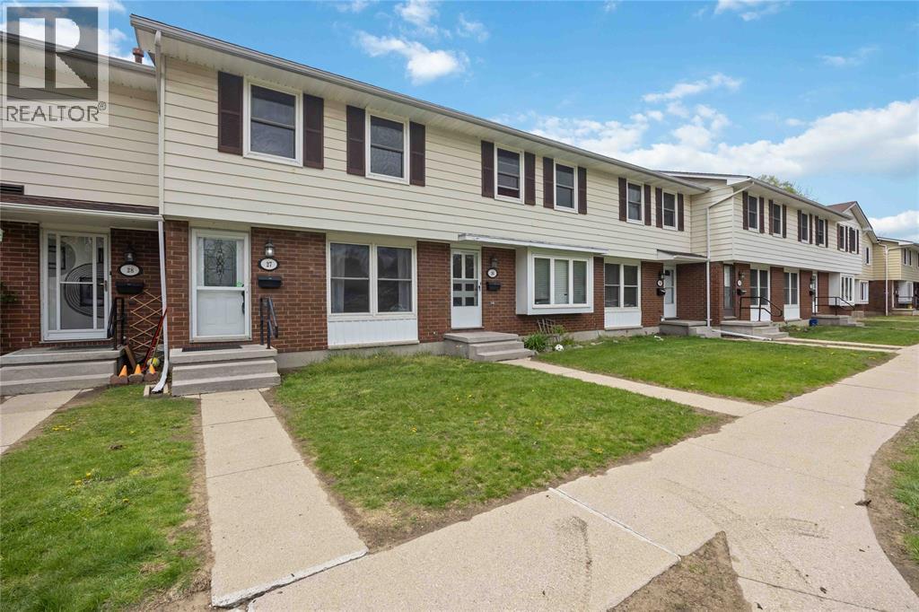 825 Exmouth STREET UnitNo. 27, Sarnia