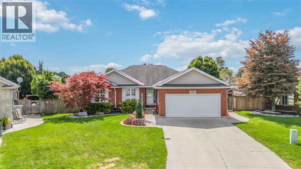 257 Jockey COURT, St Clair