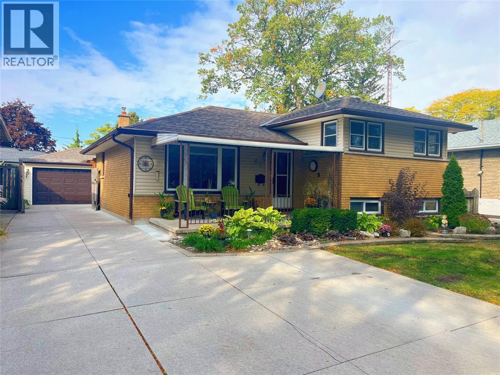 53 Vimy CRESCENT, Sarnia