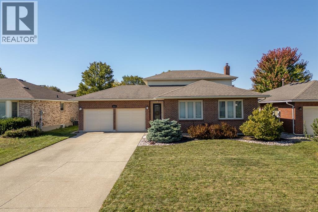 1013 PLYMOUTH STREET, Sarnia