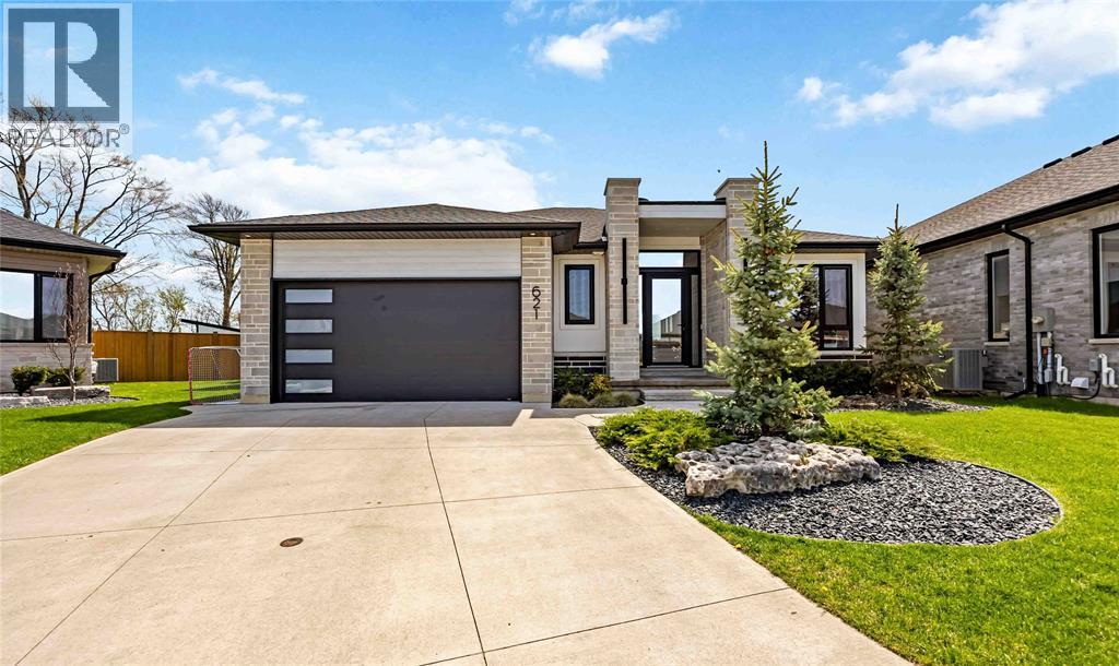 621 MEAD COURT, Sarnia