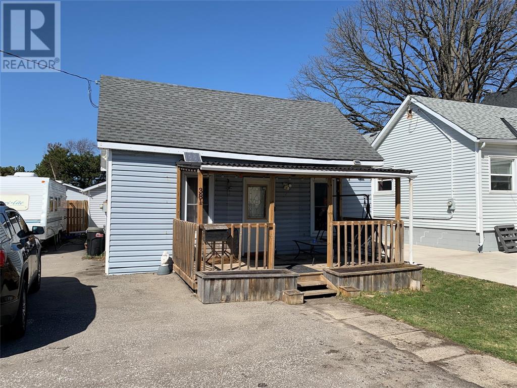 381 Brock STREET South, Sarnia