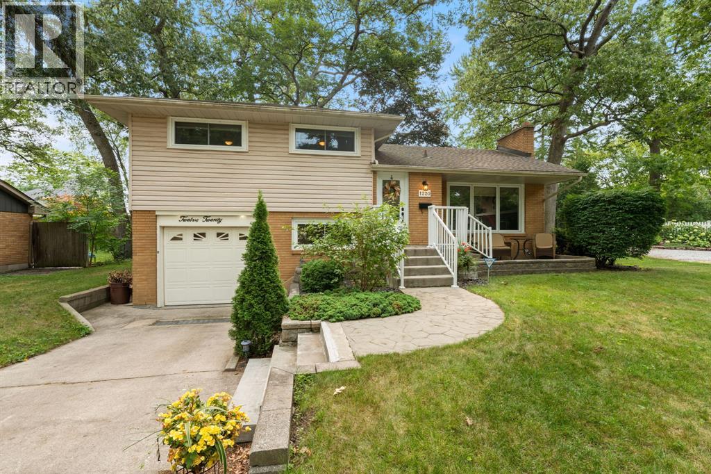 1220 RIDGEWOOD DRIVE, Sarnia