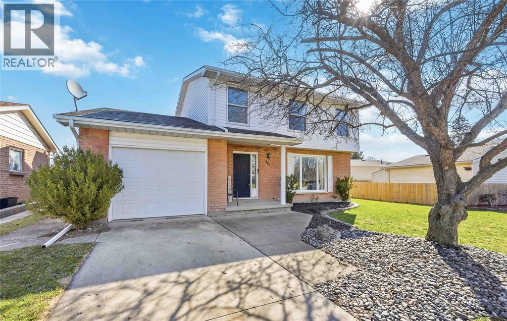 342 WILLOW CRESCENT, St Clair