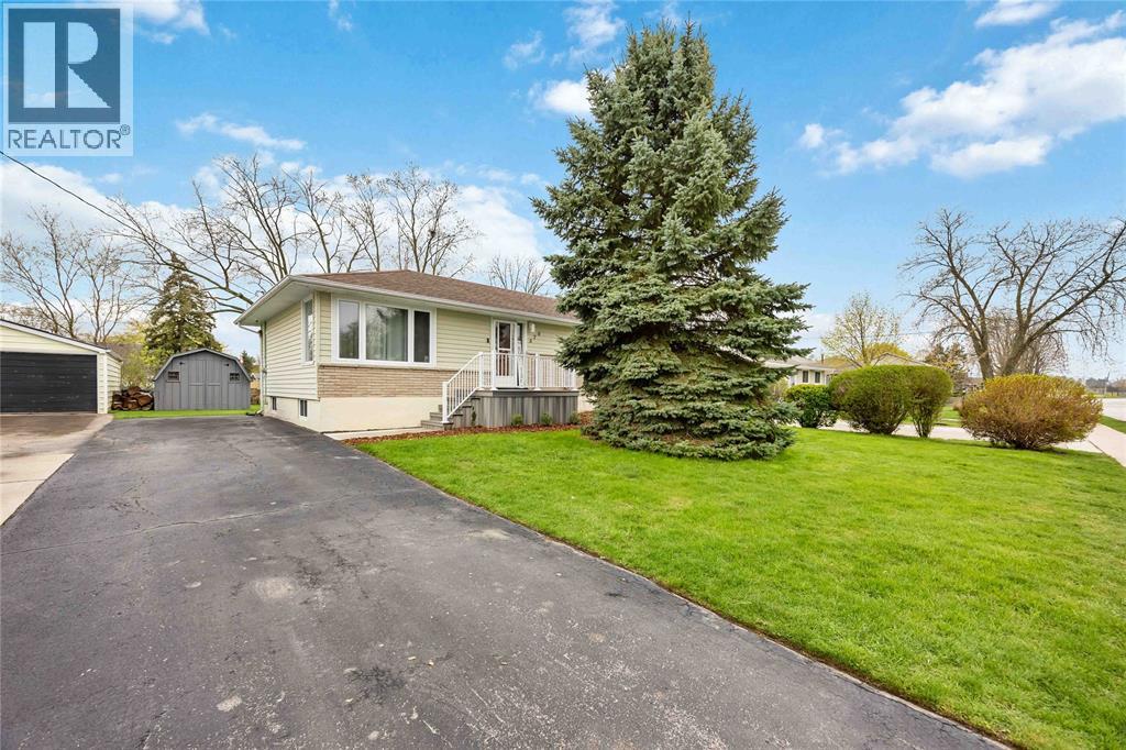 570 NIAGARA STREET, Plympton-Wyoming