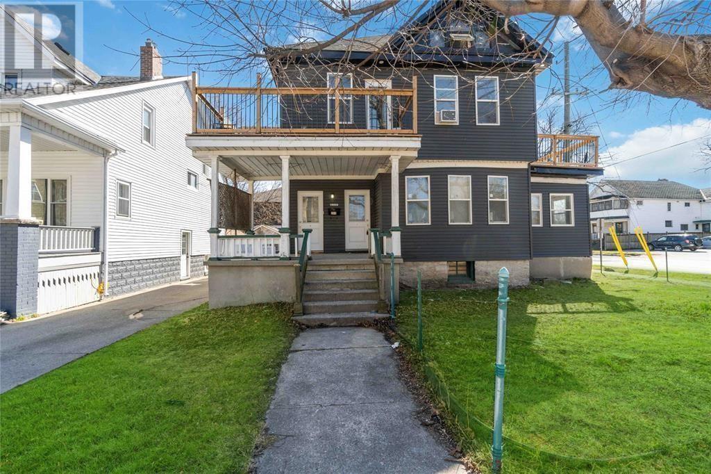 211 GEORGE STREET, Sarnia