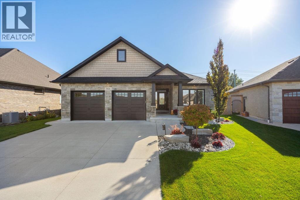 366 SAWGRASS PLACE, Sarnia