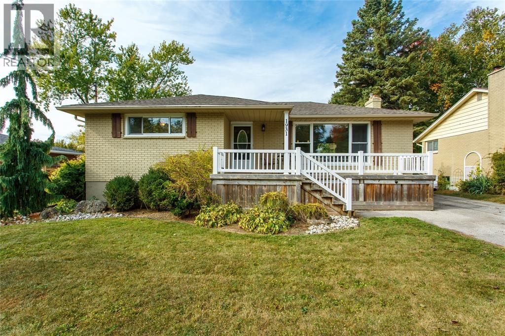 1931 KENWICK STREET, Sarnia