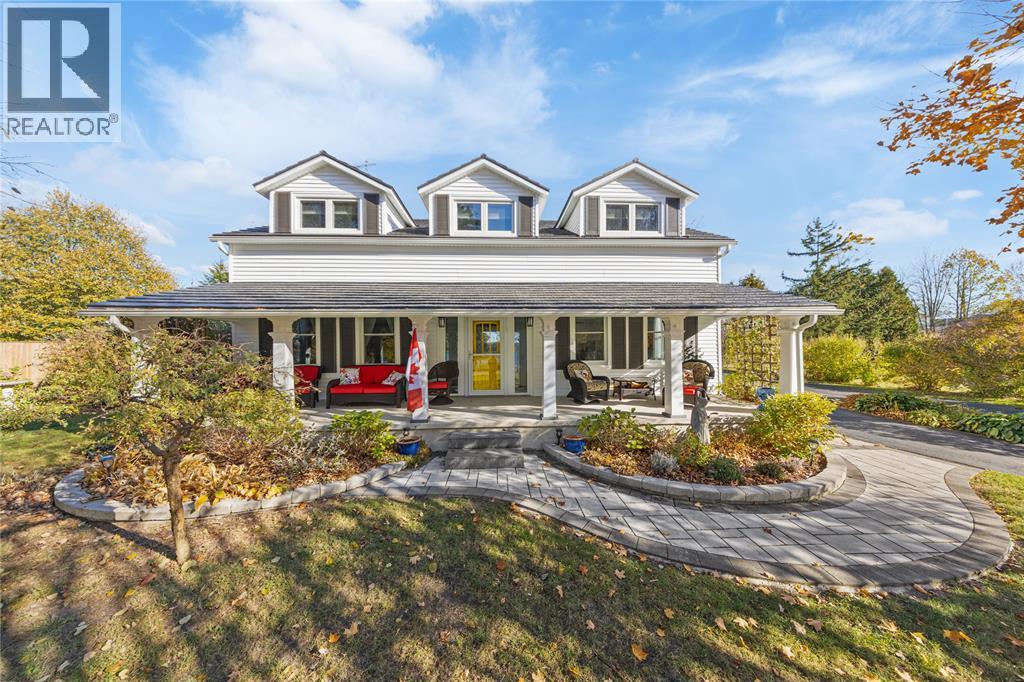 1266 St Clair PARKWAY, Moore Township