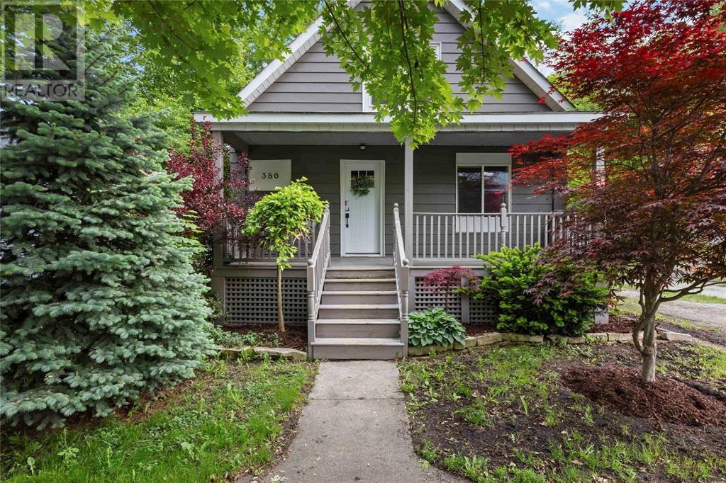 386 CROMWELL STREET, Sarnia