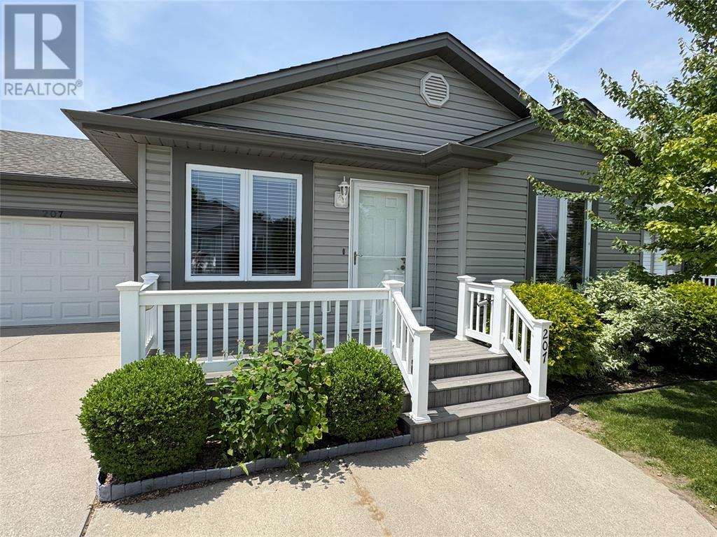 1940 LONDON LINE UnitNo. 207, Sarnia