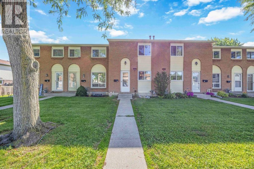 27 TURNER DRIVE UnitNo. 38, Sarnia