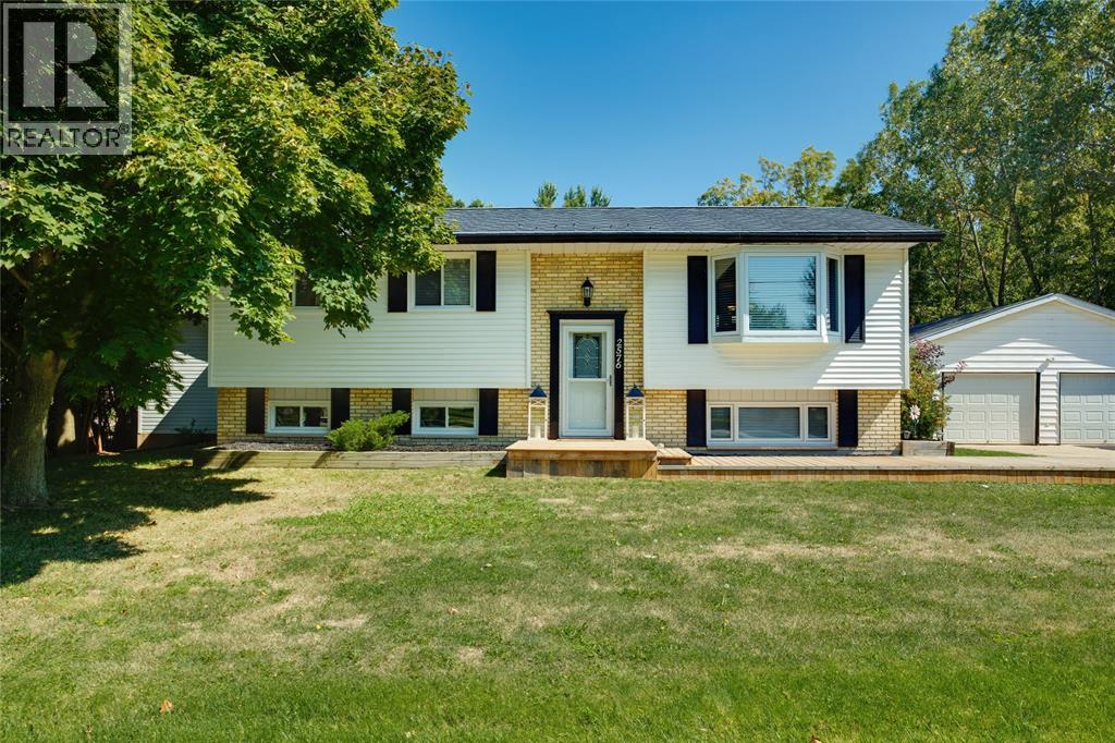 2576 ELIZABETH STREET, Oil Springs
