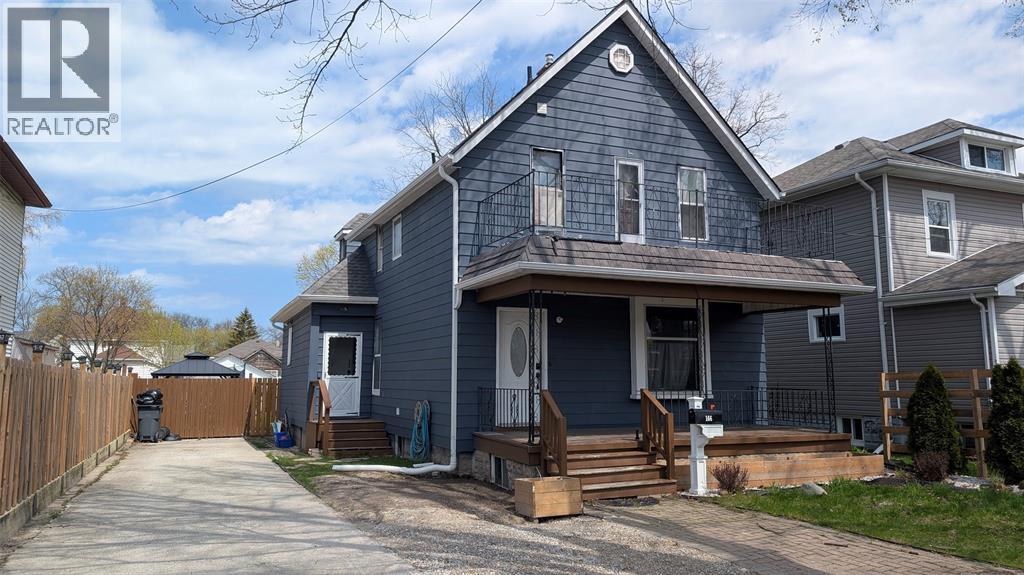 166 ROSS AVENUE, Sarnia