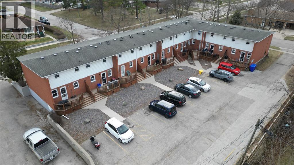 1006 KENWOOD AVENUE, Sarnia