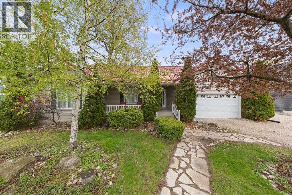 1970 ORCHARD AVENUE, Sarnia