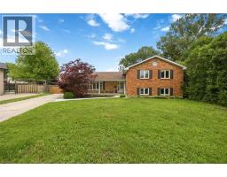 914 Varsity Crescent, MLS 26015411