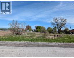 2098 Michigan Line, MLS 26010148