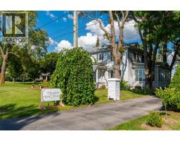 1738 ST CLAIR PARKWAY South - 3