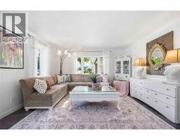 554 NIAGARA STREET - 12