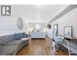 554 NIAGARA STREET - 24