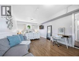 554 NIAGARA STREET - 25