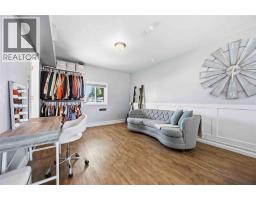 554 NIAGARA STREET - 27