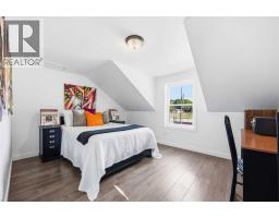 554 NIAGARA STREET - 37