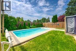 61 Dauw AVENUE - 27