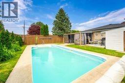 61 Dauw AVENUE - 28