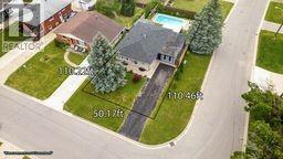 61 Dauw AVENUE - 5