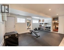 1726 Mills STREET - 33