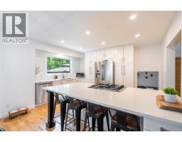 1726 Mills STREET - 9