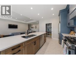 113 MACDONALD STREET - 14
