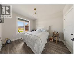 113 MACDONALD STREET - 21