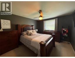 1044 Cathcart BOULEVARD - 10