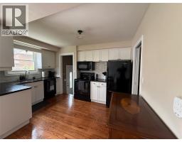 1044 Cathcart BOULEVARD - 5